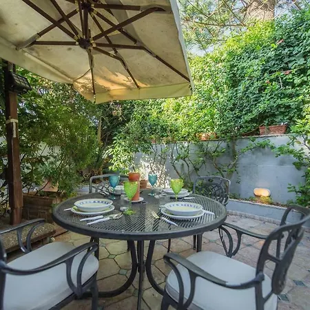 23 Baci Apartment Capri